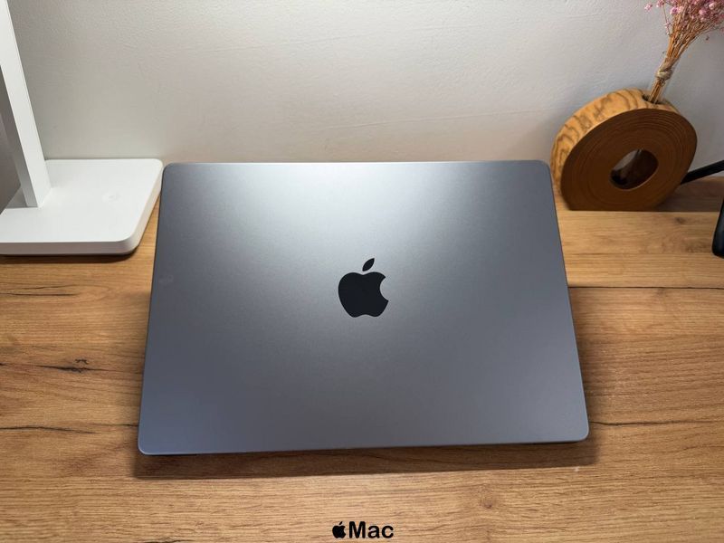 Apple MacBook Pro 14 2021 32-Core GPU M1 MAX 64GB RAM 1TB SSD Space Gray M2251 фото