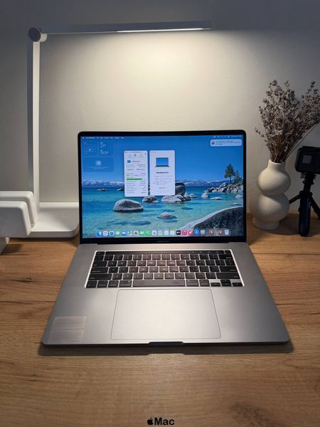 Apple MacBook Pro 16 2019 intel i7 16Gb 512Gb Radeon 5300M 4Gb Space Gray M2571 фото