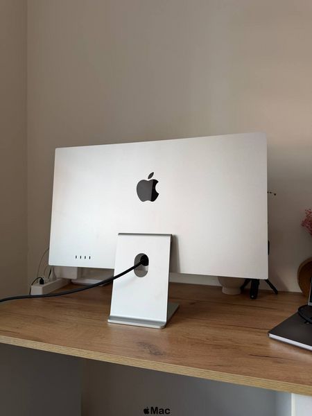 Apple Studio Display 27' 5K Tilt Adjustable Stand [Standard Glass] (MYJG3) M2486 фото