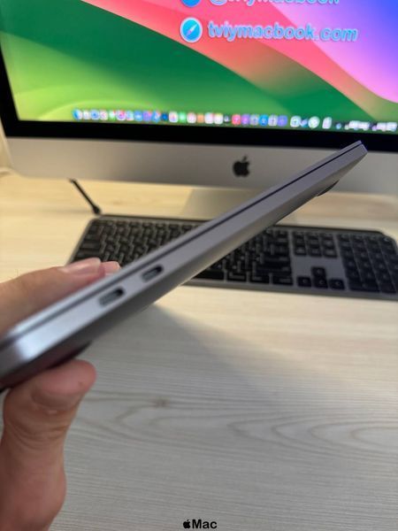Apple MacBook Pro 2020 M1 16/512Gb Space Gray M1009 фото