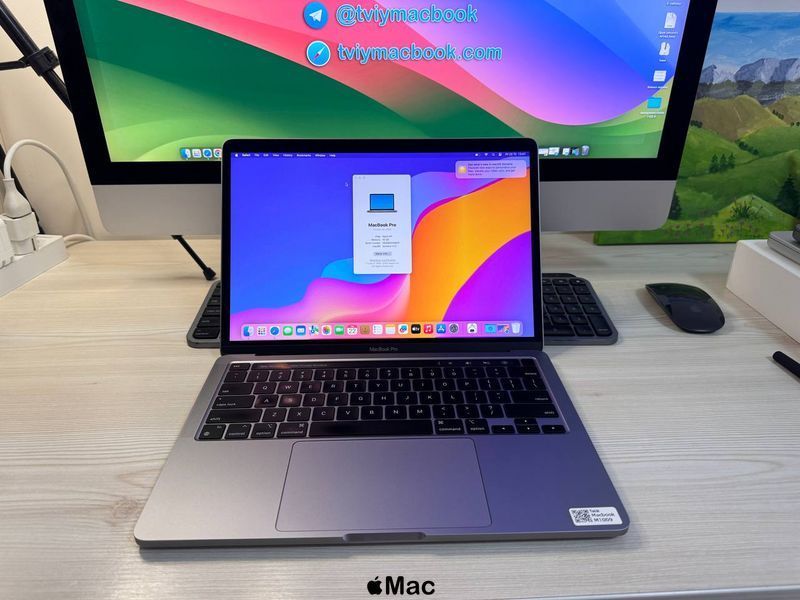 Apple MacBook Pro 2020 M1 16/512Gb Space Gray M1009 фото