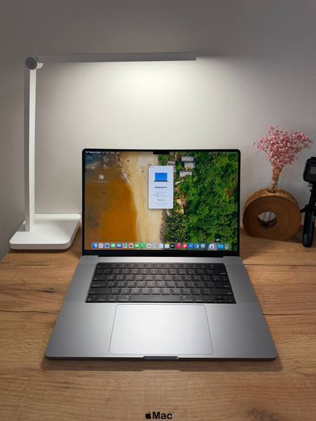Apple MacBook Pro 16 2021 M1 Max 24 GPU 64Gb RAM 1TB SSD Space Gray M2822 фото