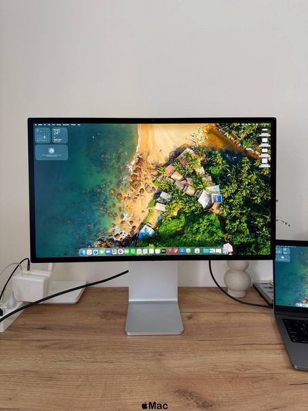 Apple Studio Display A2525 27" 5K Retina with Tilt- and height-adjustable stand [Nano-texture glass] M2491 фото