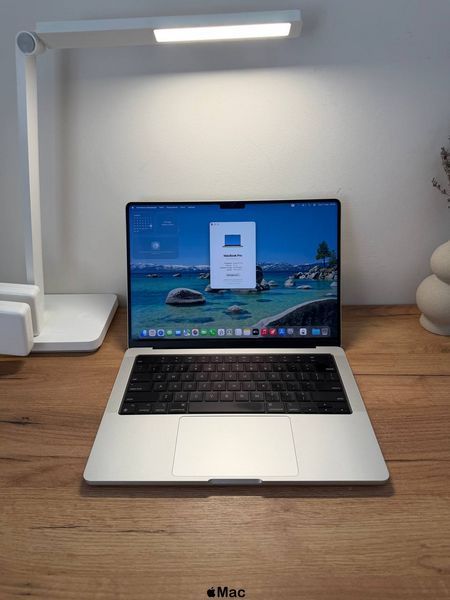 Apple MacBook Pro 14 2021 M1 Pro 32Gb RAM 512Gb SSD Silver M2561 фото