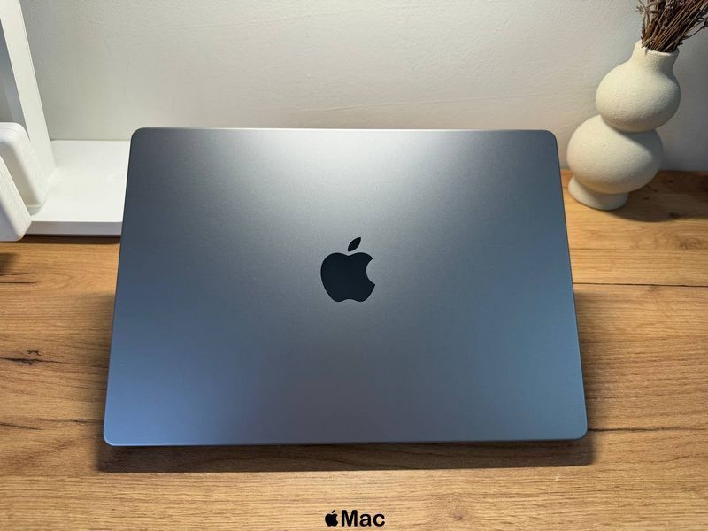 Apple MacBook Pro 14 2021 M2 Pro 16Gb 512Gb Space Gray M2534 фото
