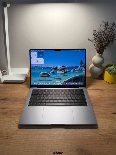 Apple MacBook Pro 14 2021 M1 Pro 16Gb 512Gb Space Gray M2044 фото