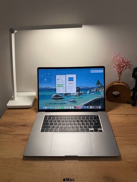 Apple MacBook Pro 16 2019 intel i9-9980HK 32Gb 1TB SSD Radeon 5500M 4Gb Space Gray M2775 фото