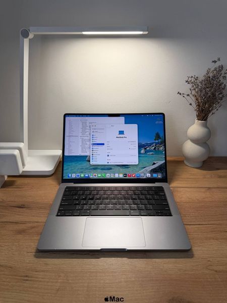 Apple MacBook Pro 14 2021 M1 Pro 16Gb 512Gb Space Gray M2528 фото