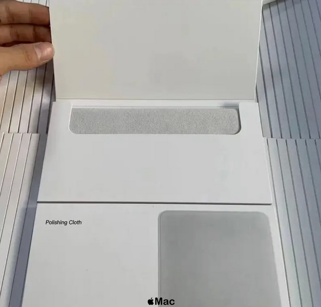 Серветка чищення екрану Infinity Polishing Cloth для Apple MM6F3 Сірий  MM6F3 фото