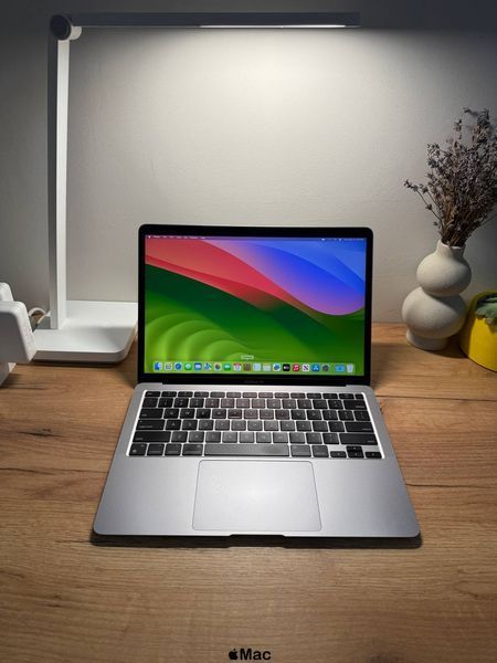 Apple MacBook Air 2020 M1 16Gb 256Gb Space Gray M1960 фото