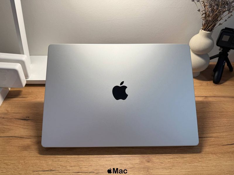 Купити Apple MacBook Pro 16 2021 16 GPU M1 Pro 16Gb 1TB SSD Silver ...