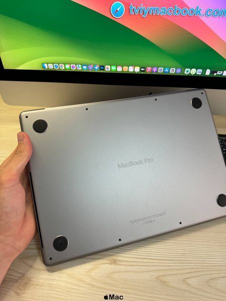 Apple MacBook Pro 14 2021 M1 Pro 16/1TB Space Gray M993 фото