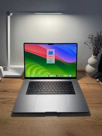 Купити Apple MacBook Pro 16 2021 32-Core M1 Max 64Gb RAM 1000Gb