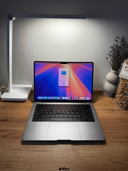 Apple MacBook Pro 14 2021 M1 Pro 32Gb 512Gb Space Gray M1523 фото