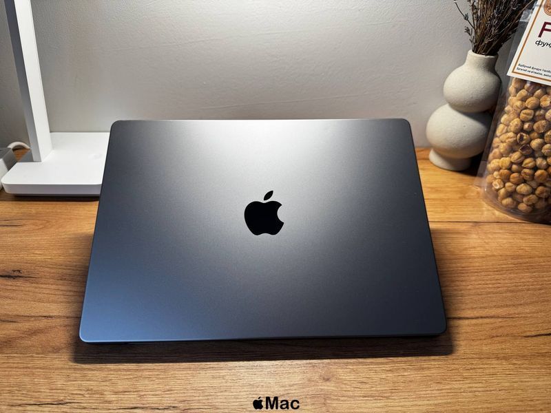 Apple MacBook Pro 14 2021 M1 Pro 32Gb 512Gb Space Gray M1523 фото