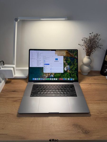 Apple MacBook Pro 16 2021 M1 Pro 16Gb 1Tb SSD Space Gray M2512 фото