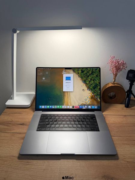 Apple MacBook Pro 16 2021 M1 Pro 32Gb RAM 512GB SSD Space Gray M2804 фото