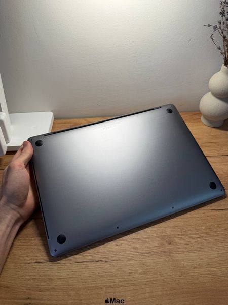 Apple MacBook PRO 15 2017 Intel i7 16GB 2TB SSD Space Gray 244 M2337 фото