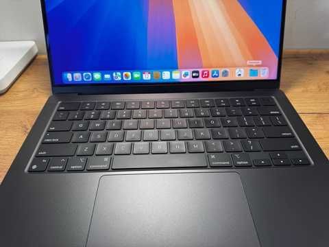 Купити Apple MacBook Pro 14 2023 M3 Pro 18Gb / 512Gb Space Black