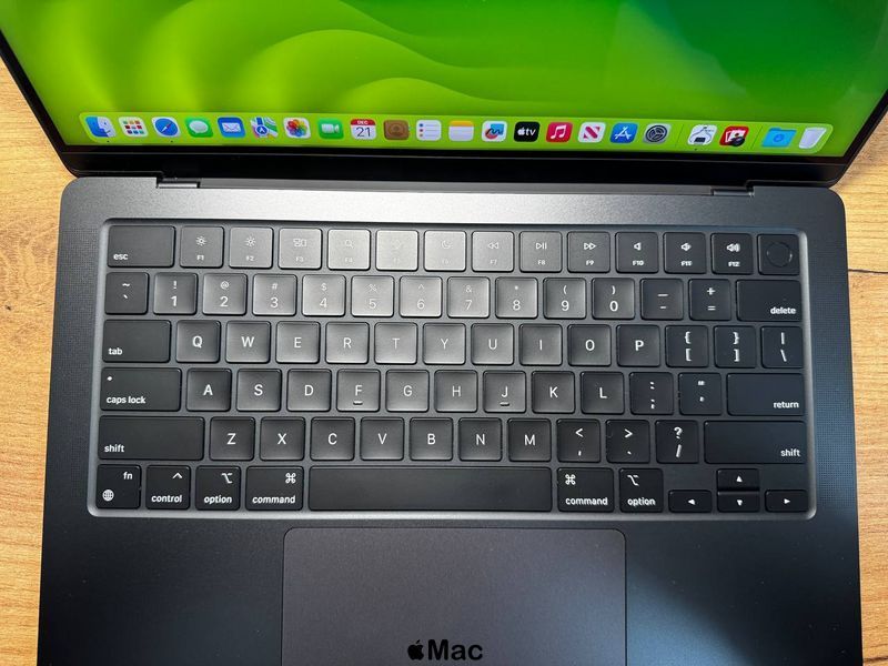 Apple MacBook Pro 14 2023 M3 Pro 18Gb / 512Gb Space Black (MRX33) M1189 фото