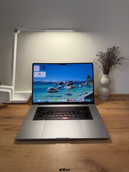 Apple MacBook Pro 16 2021 24-Core GPU M1 Max 32Gb 512Gb Space Gray M2293 фото
