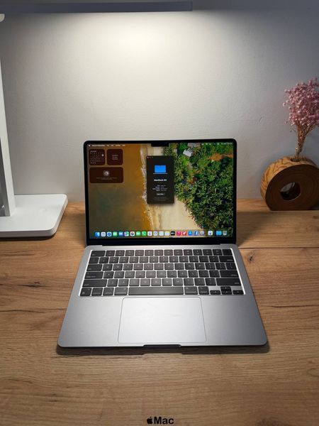 Apple MacBook Air 13' 2022 A2681 M2 16GB RAM 512GB SSD Space Gray M2693 фото