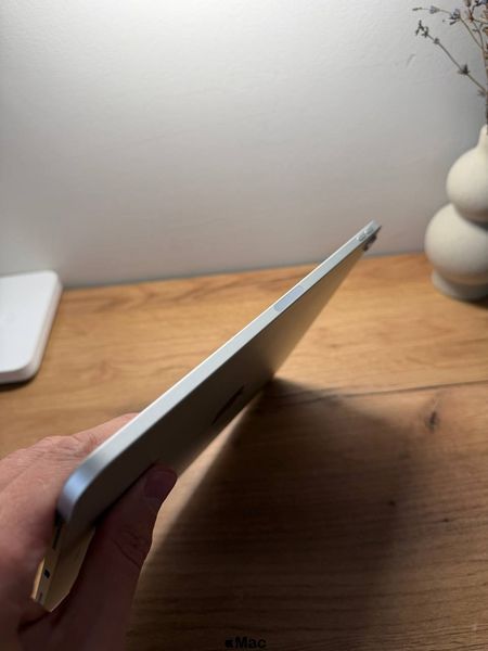 Apple iPad Air 4th Gen 256GB - Wi-Fi - Silver  M2445 фото