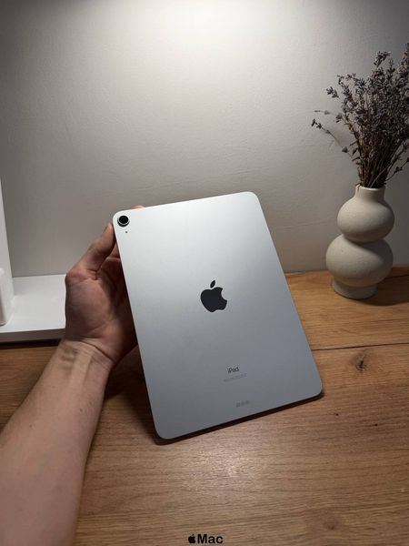 Apple iPad Air 4th Gen 256GB - Wi-Fi - Silver  M2445 фото