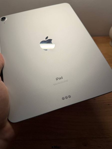 Apple iPad Air 4th Gen 256GB - Wi-Fi - Silver  M2445 фото