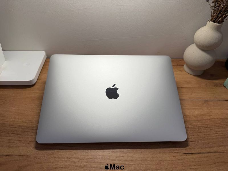 Apple MacBook Air 2020 M1 8Gb 512Gb Silver M2394 фото