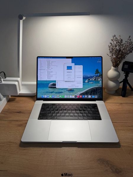 Apple MacBook Pro 16 2023 M2 Pro 16Gb 512Gb Silver M2547 фото