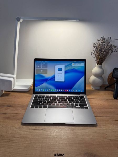 Apple MacBook Air 2020 M1 16Gb 256Gb Space Gray M2181 фото