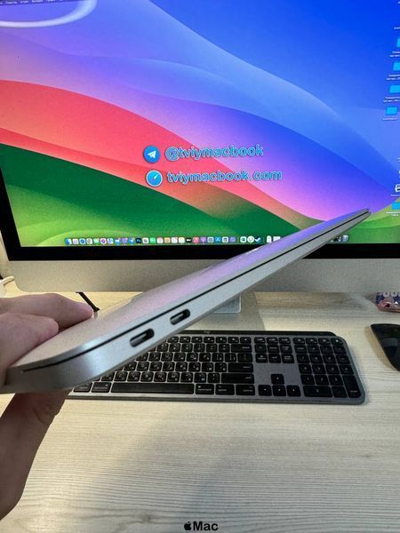 Apple MacBook Air 2019 Intel i5 16/256Gb Silver M958 фото