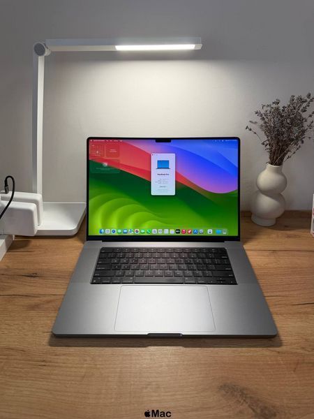 Apple MacBook Pro 16 2023 19-Core GPU M2 Pro 16Gb 512Gb Space Gray M2386 фото