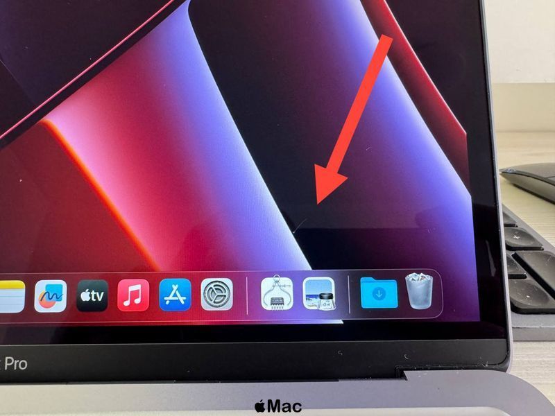 Apple MacBook Pro 2020 M1 8/256Gb Space Gray M813 фото