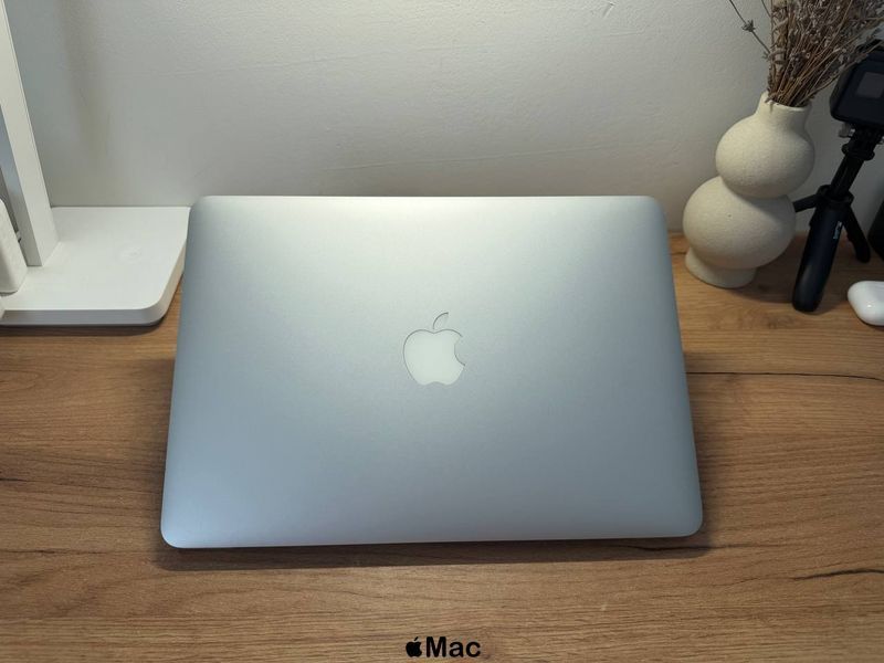 Apple MacBook Pro 13 2015 Intel i5 8GB 256GB Silver M2702 фото
