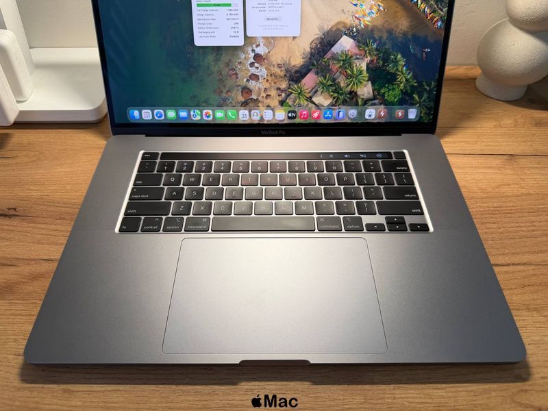 Apple MacBook Pro 16 2019 intel i9-9980HK 32Gb 1TB SSD Radeon 5500M 8Gb Space Gray M2608 фото
