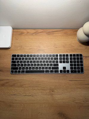 Клавіатура Magic Keyboard with Touch ID and Numeric Keypad for Mac Model A3119 (MXK83Z/A) MXK83Z фото