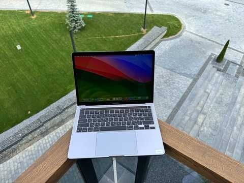Купити Apple MacBook Pro 2020 M1 8/256Gb Space Gray M755-1 в