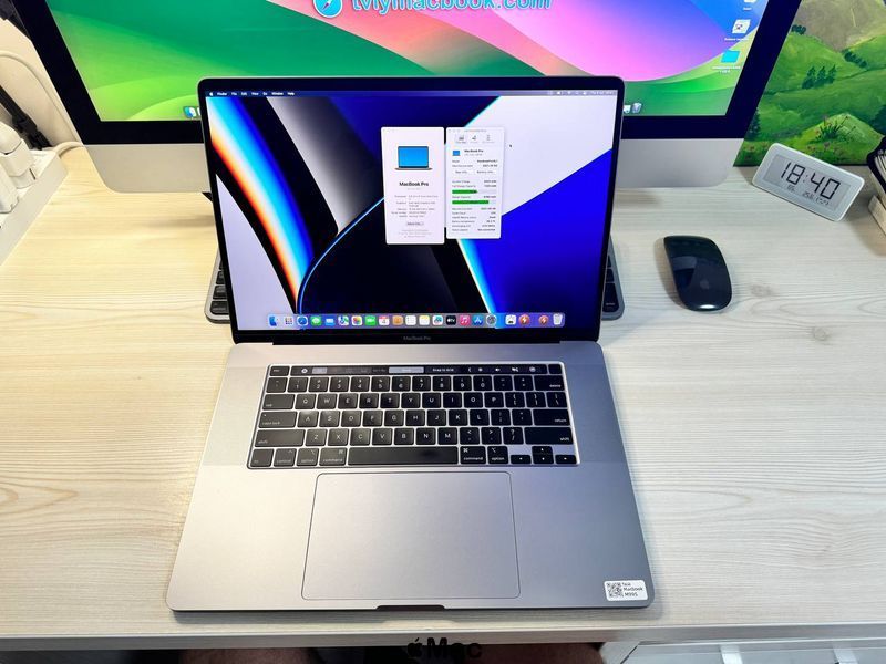 Apple MacBook Pro 16 2019 intel i7 16/512Gb Radeon 5300M 4Gb Space Gray M995 фото